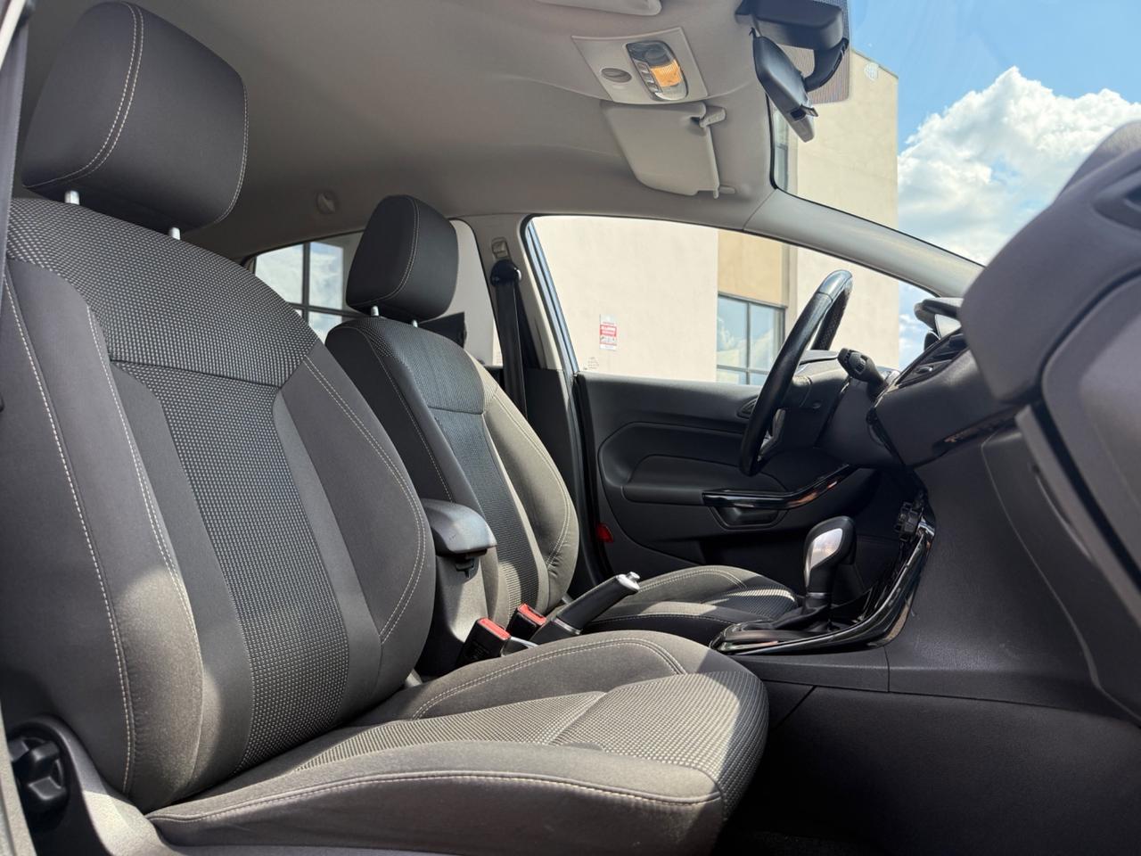 Ford Fiesta 1.0b. 5 porte|AUTOMATICO|NEOPATENTATI