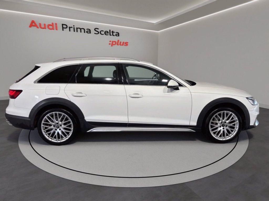 AUDI A4 allroad 40 2.0 tdi mhev identity contrast quattro 204cv s-tronic del 2022