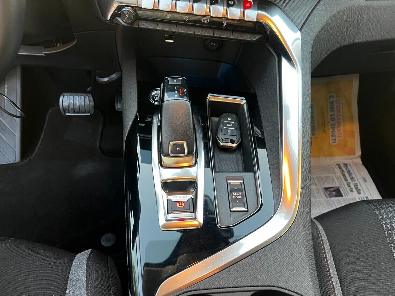 Peugeot 3008 BlueHDi 130 CV-AUTO-2021