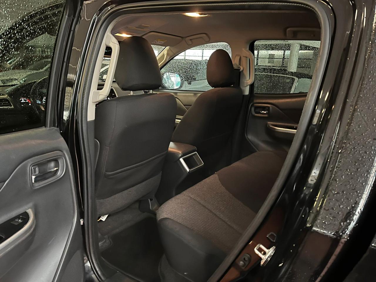 Mitsubishi L200 2.3 D Double Cab 4x4 manuale imm. 03/2021 iva esposta