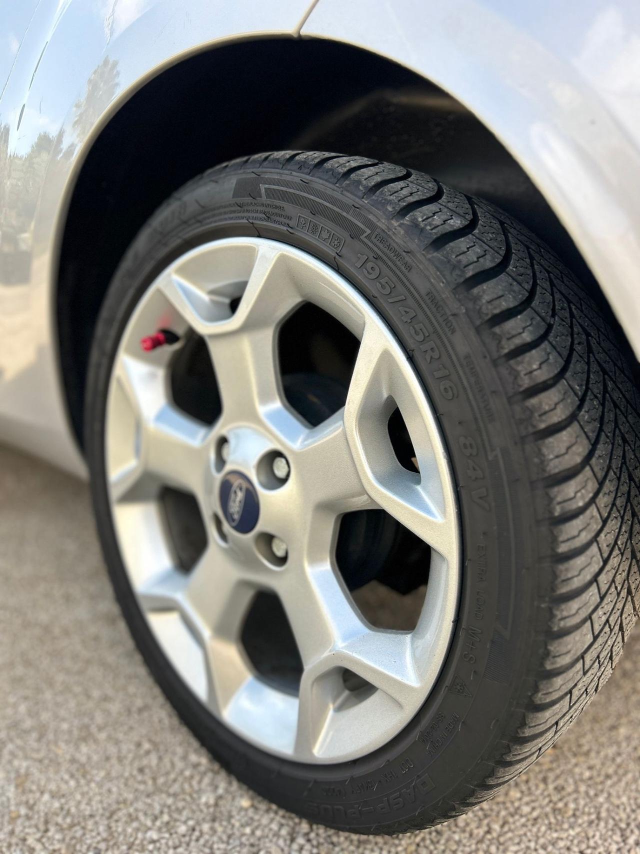 Ford Ka 1.2 8V 69CV-2010