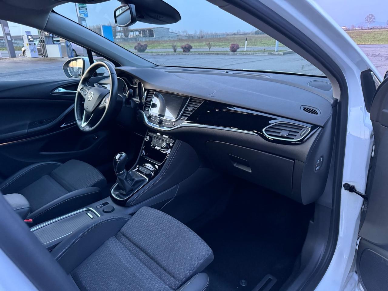 Opel Astra 1.4 Turbo 110CV EcoM Sports Tourer Innovation