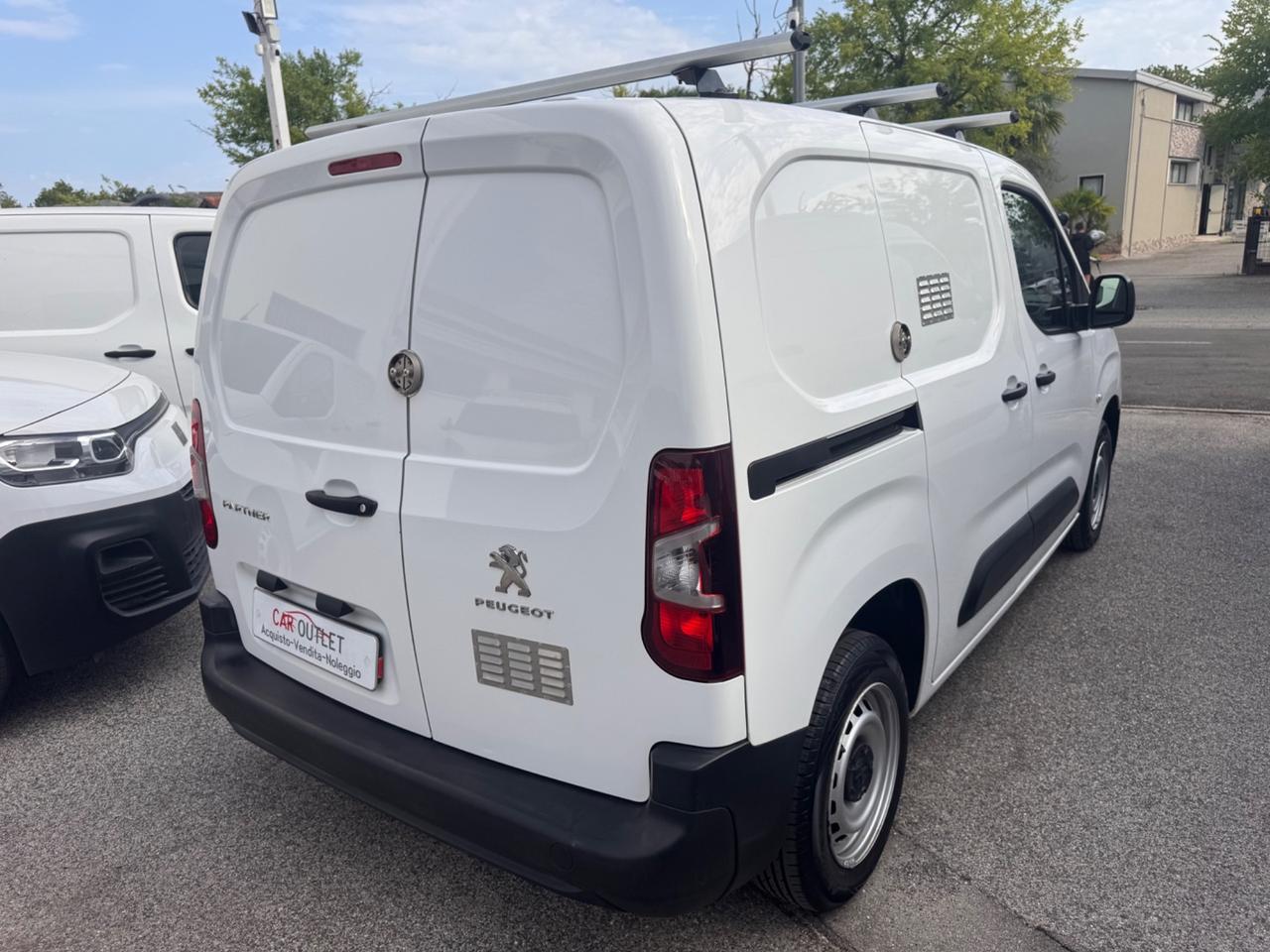 Peugeot PARTNER 1.5 BLUEHDI 100Cv PERFETTO PRONTA CONSEGNA