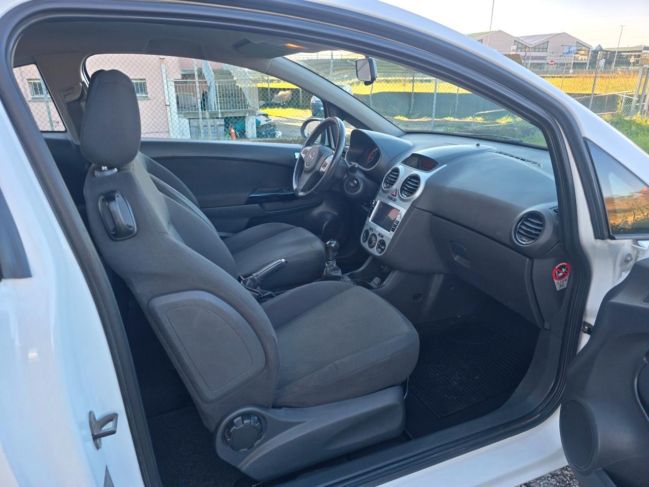 Opel Corsa 1.2 GPL con GARANZIA-NEOPATENTATI