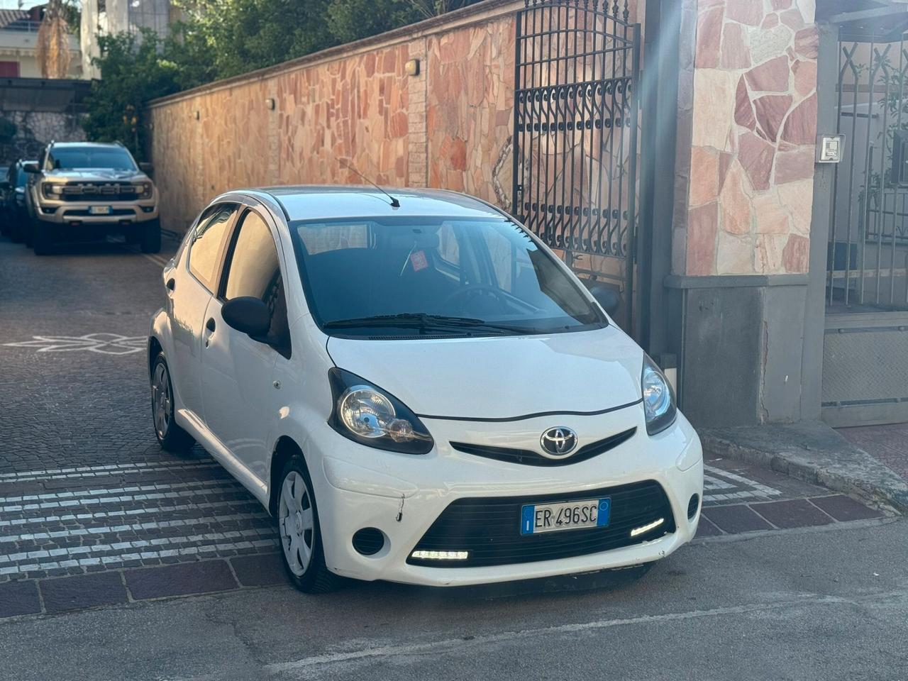 Toyota Aygo 1.0 12V VVT-i Orange Connect GPL