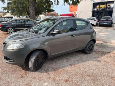 Lancia Ypsilon 0.9 TwinAir 85 CV 5 porte Metano Ecochic Elefantino