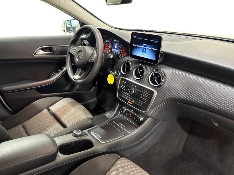 Mercedes GLA 200 200 D Sport Plus 8G-DCT