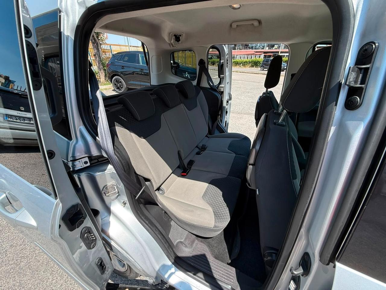 FORD TOURNEO COURIER TITANIUM 5POSTI AUTO 1.5TDCI 75CV