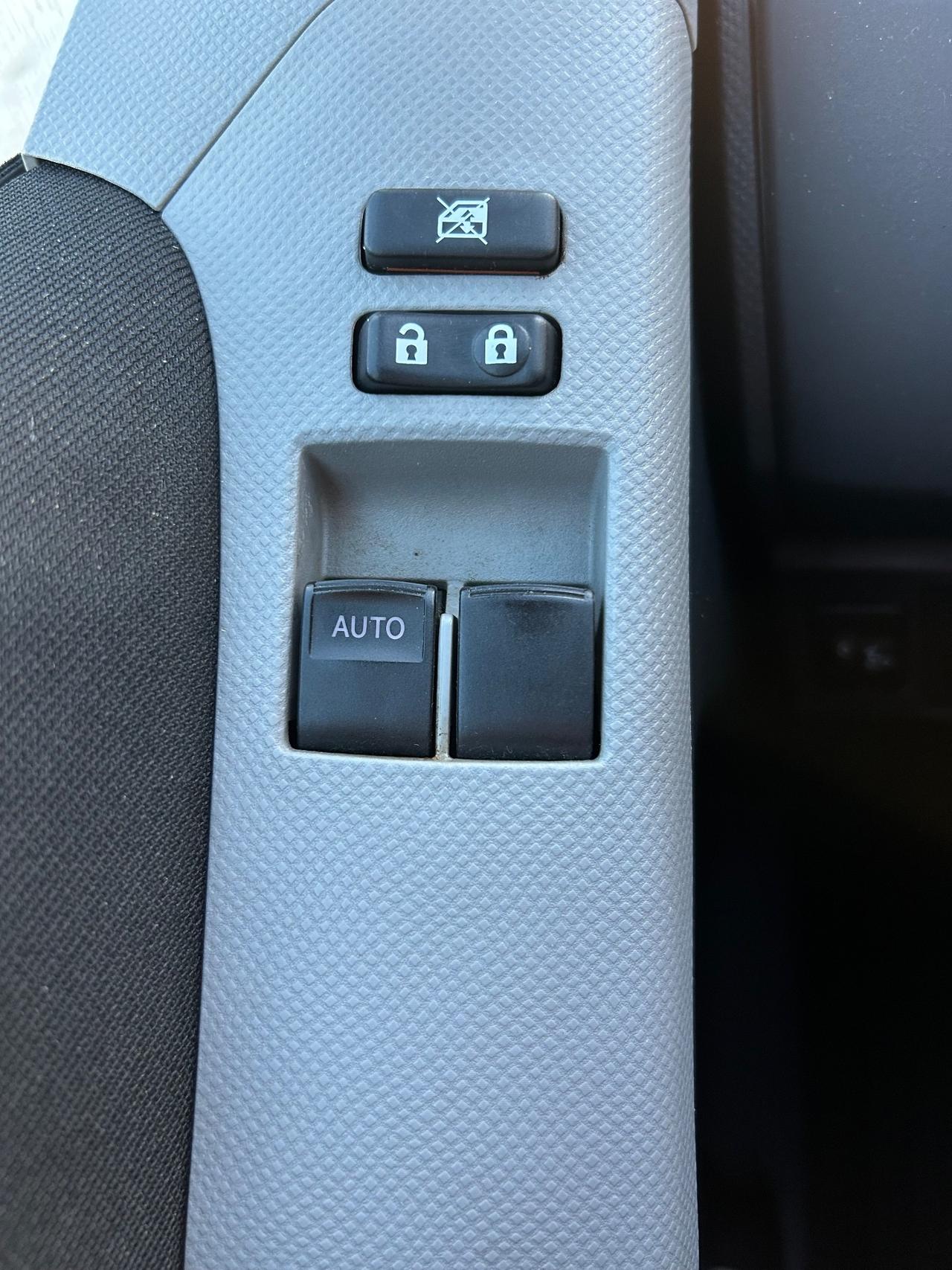 Toyota Yaris 1.3 5 porte Sol