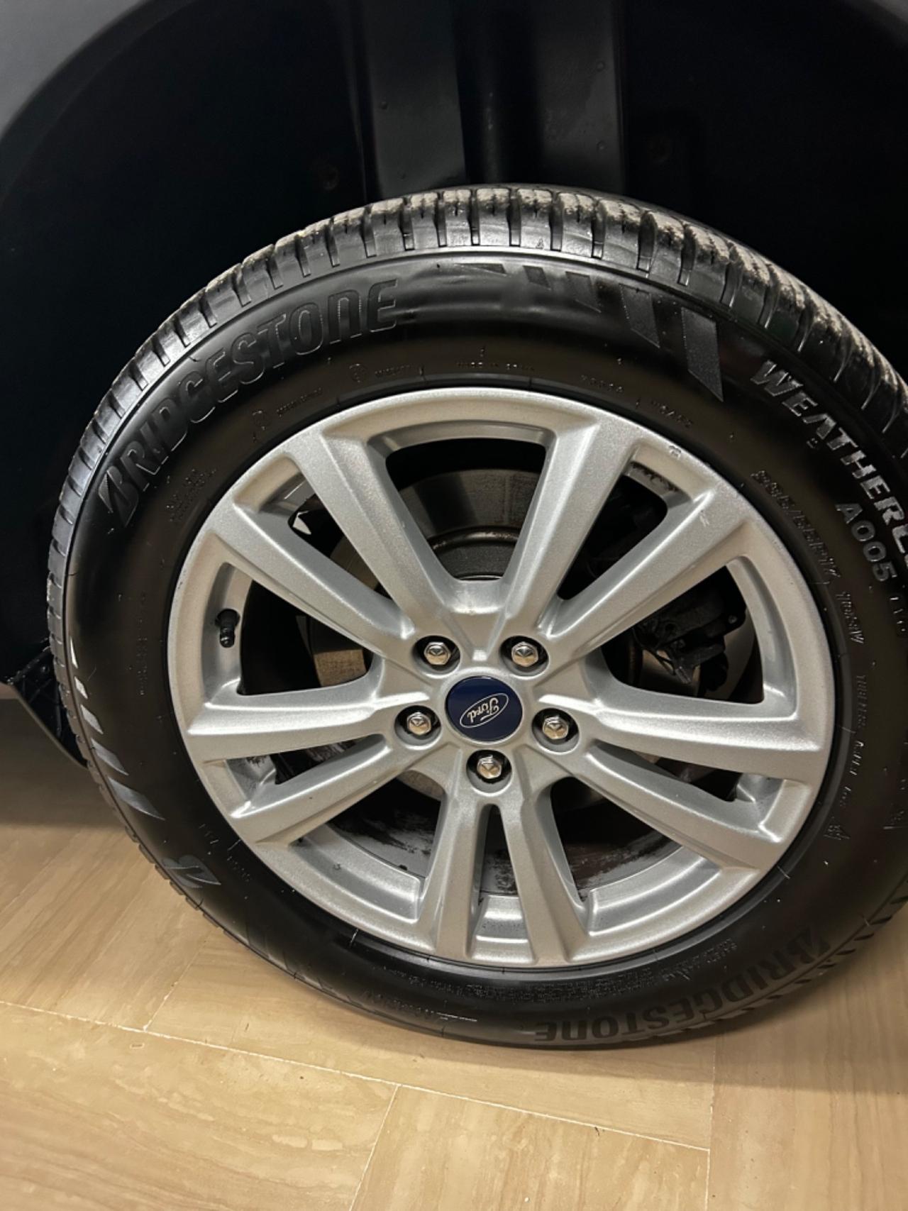 Ford Kuga 1.5 TDCI 120 CV S&S 2WD Titanium