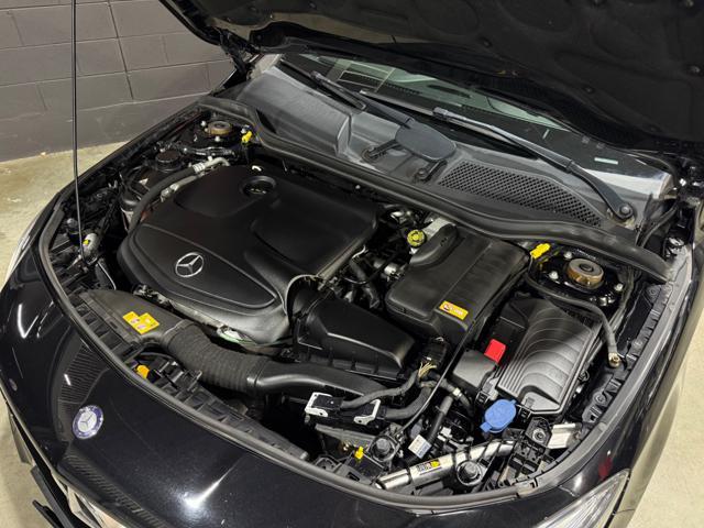 MERCEDES-BENZ CLA 180 BENZINA PREMIUM AMG
