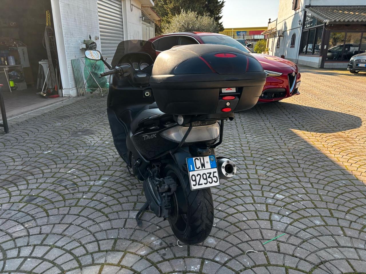 YAMAHA TMAX 500 NERO BELLISSIMO PERMUTABILE