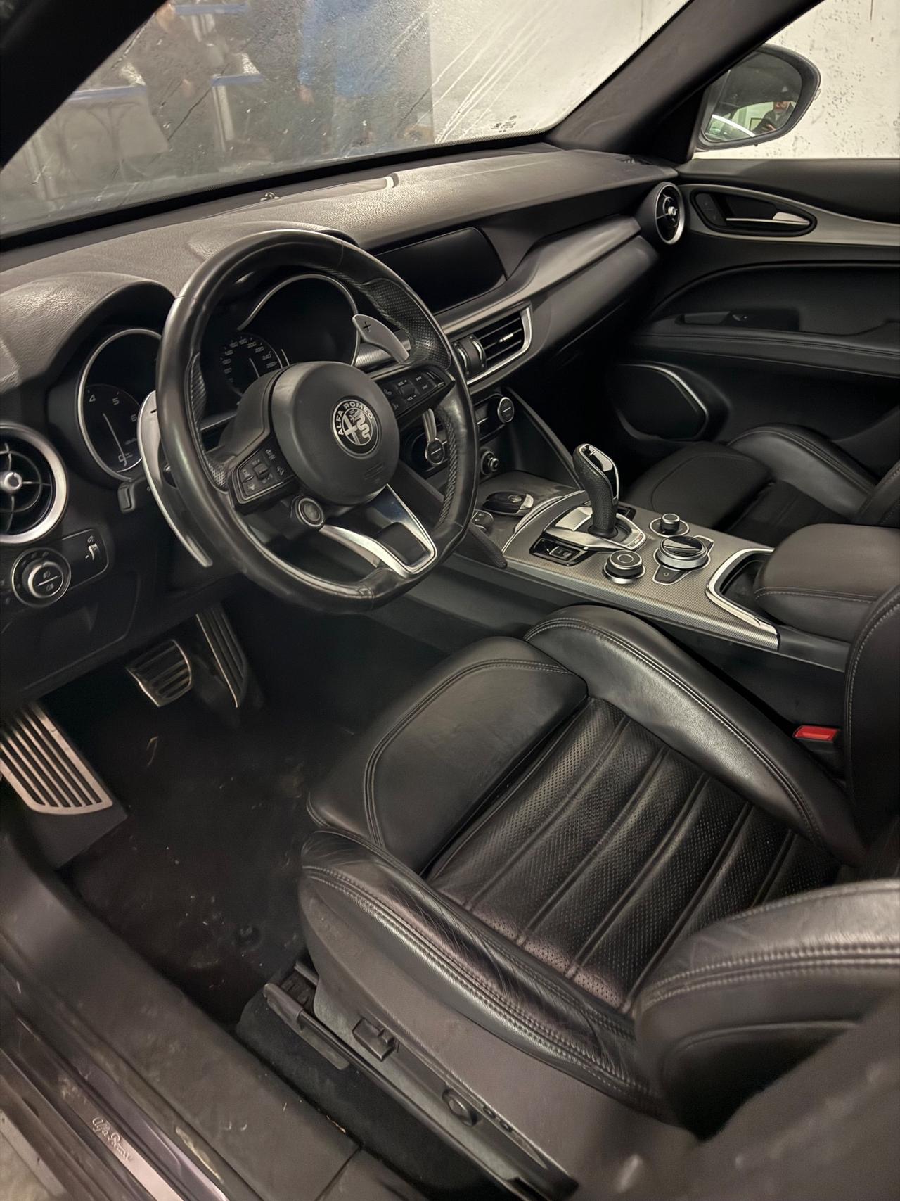 Alfa Romeo Stelvio 2.2 Turbodiesel 210 CV AT8 Q4 Veloce