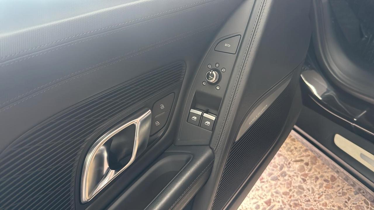 Audi R8 Coupé 5.2 V10 quattro S tronic plus Garanzia