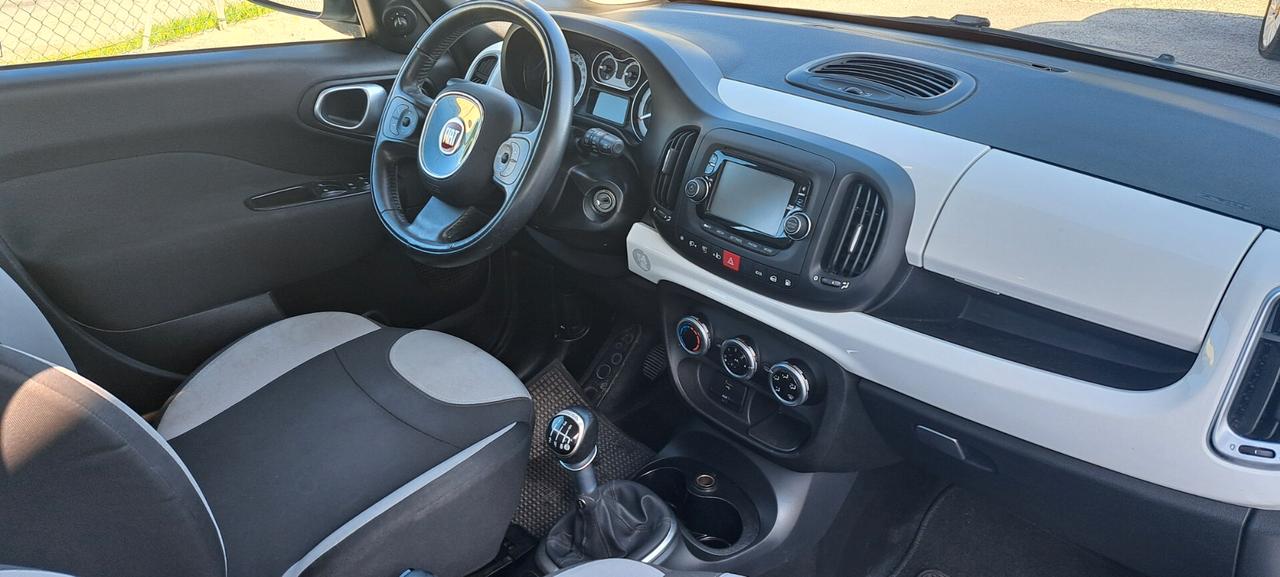 Fiat 500L 0.9 TwinAir Turbo Natural Power Lounge