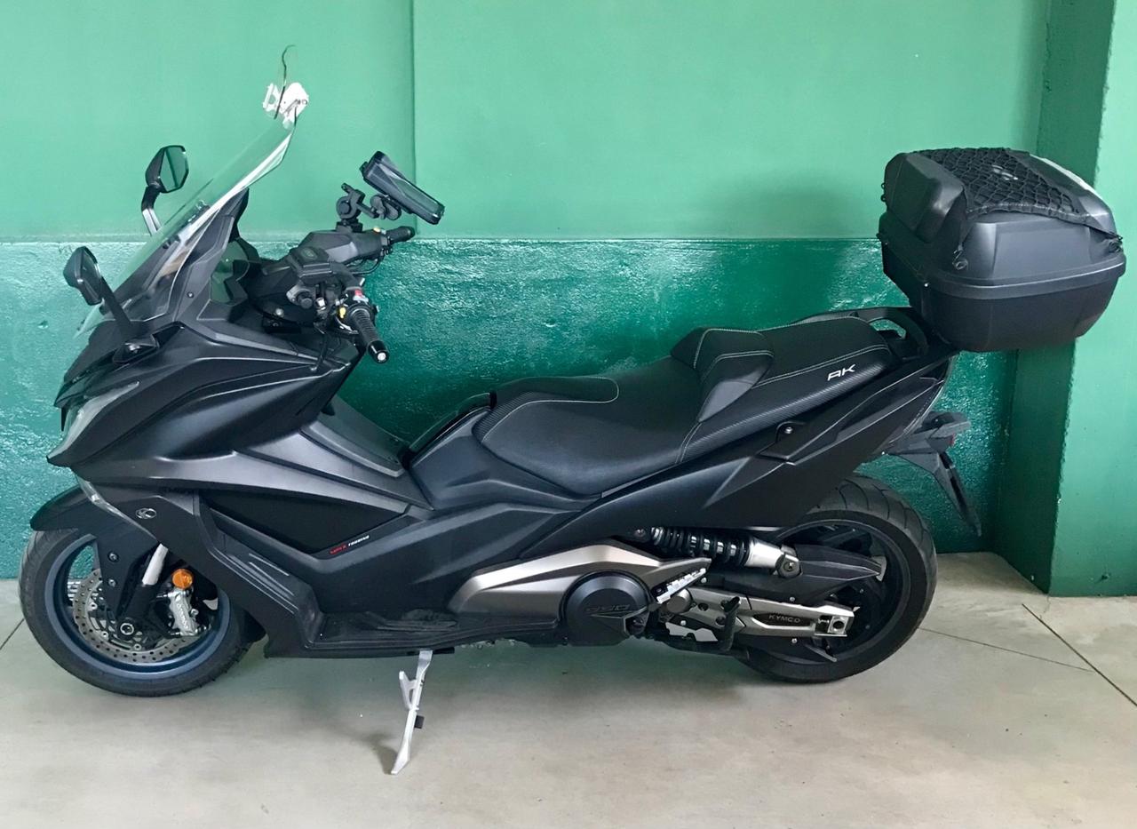 Kymco AK 550