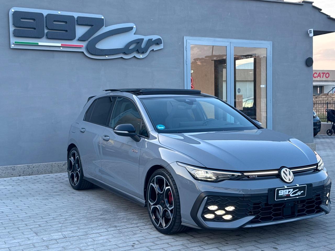 Volkswagen Golf GTI 2.0 TSI DSG 8.5 HEAD UP TETTO FENDIN IQ LIGHT PRONTA CONSEGNA