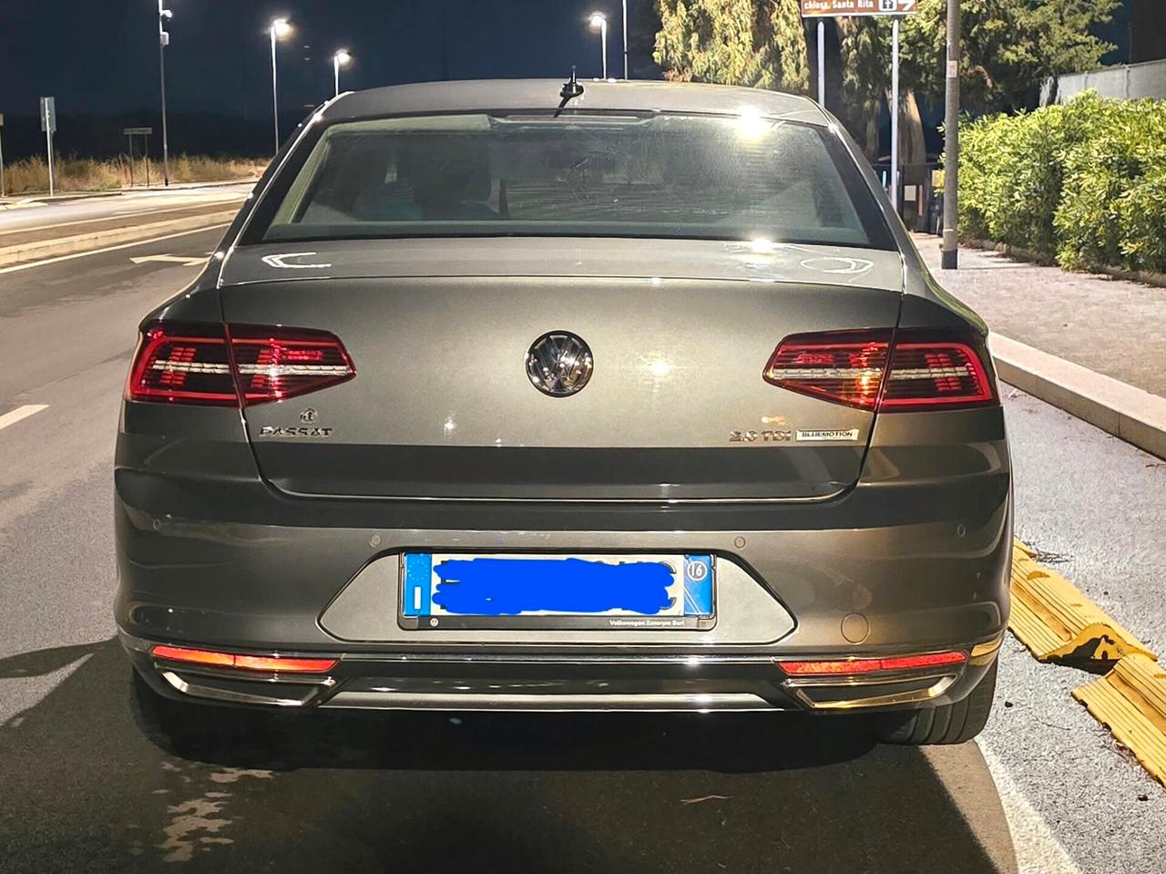 Volkswagen Passat 2.0 TDI DSG Highline BlueMotion