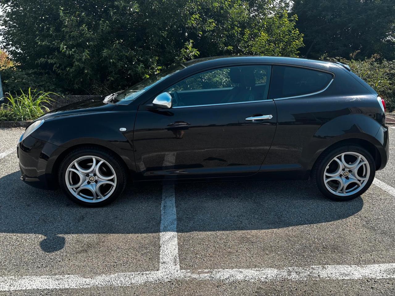 Alfa Romeo MiTo 1.3 JTDm-2 95 CV S&S Distinctive Sport Pack