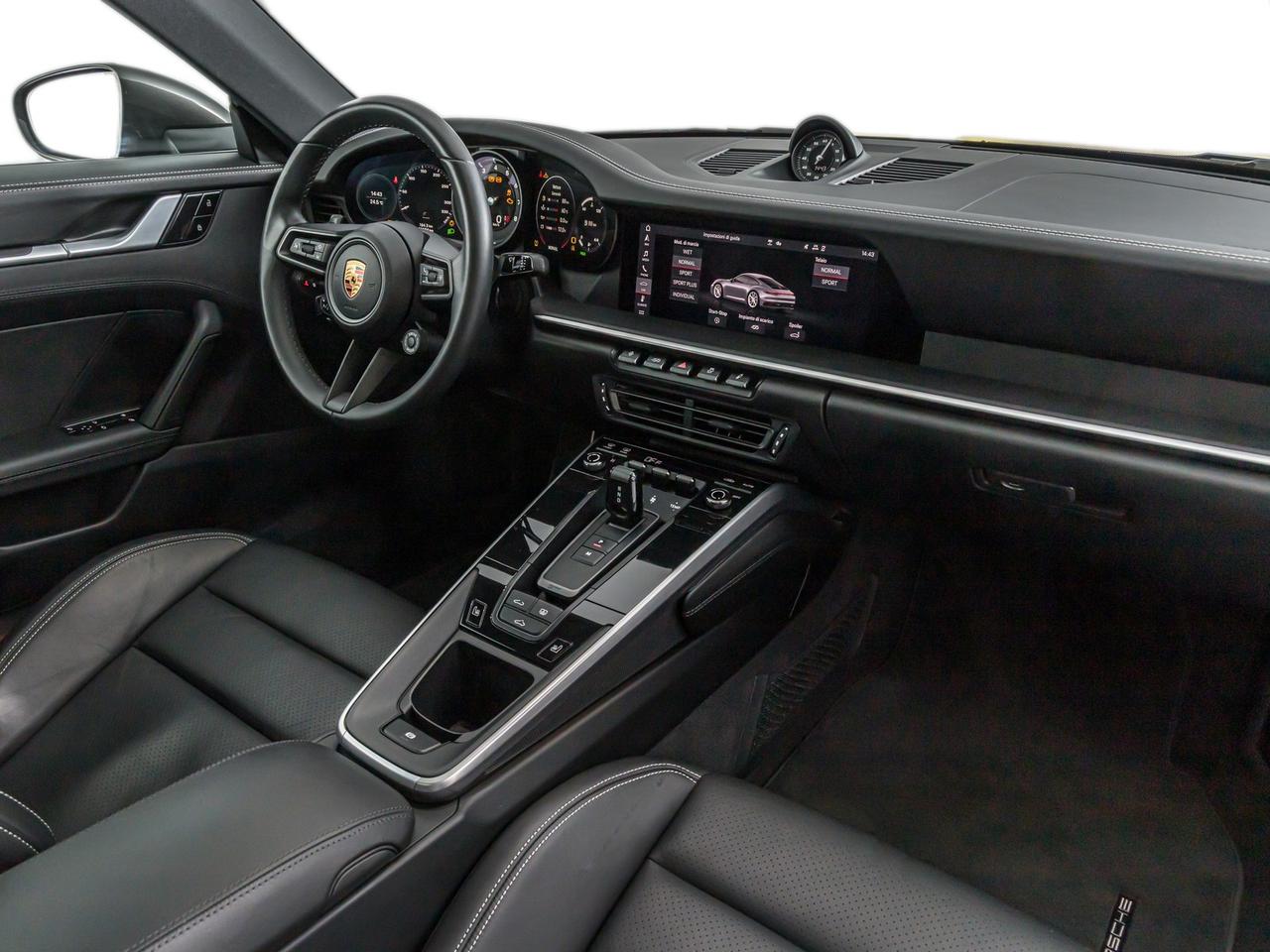 Porsche 911 coupe 3.0 carrera 4 auto