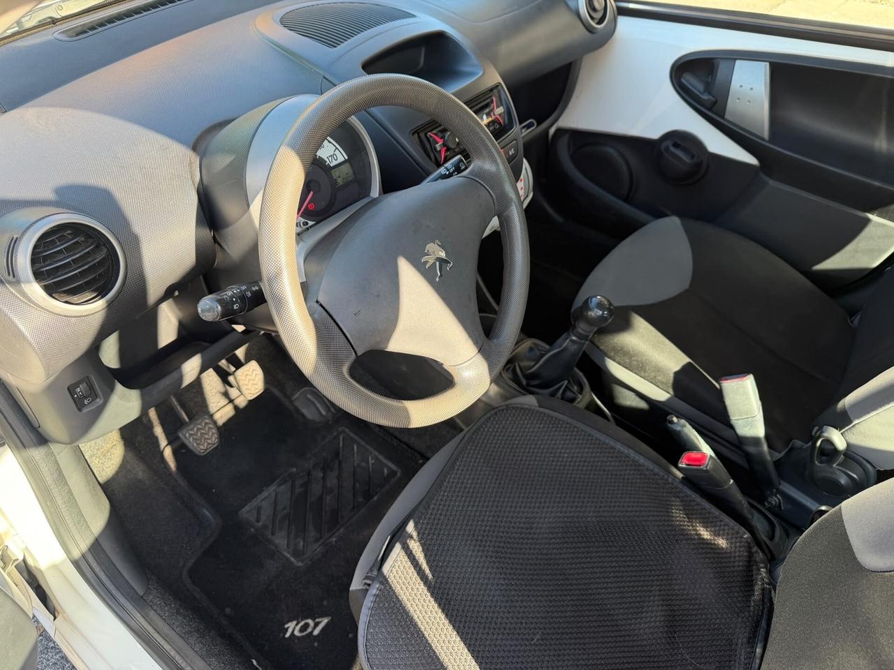 Peugeot 107 1.0 68CV 5 porte