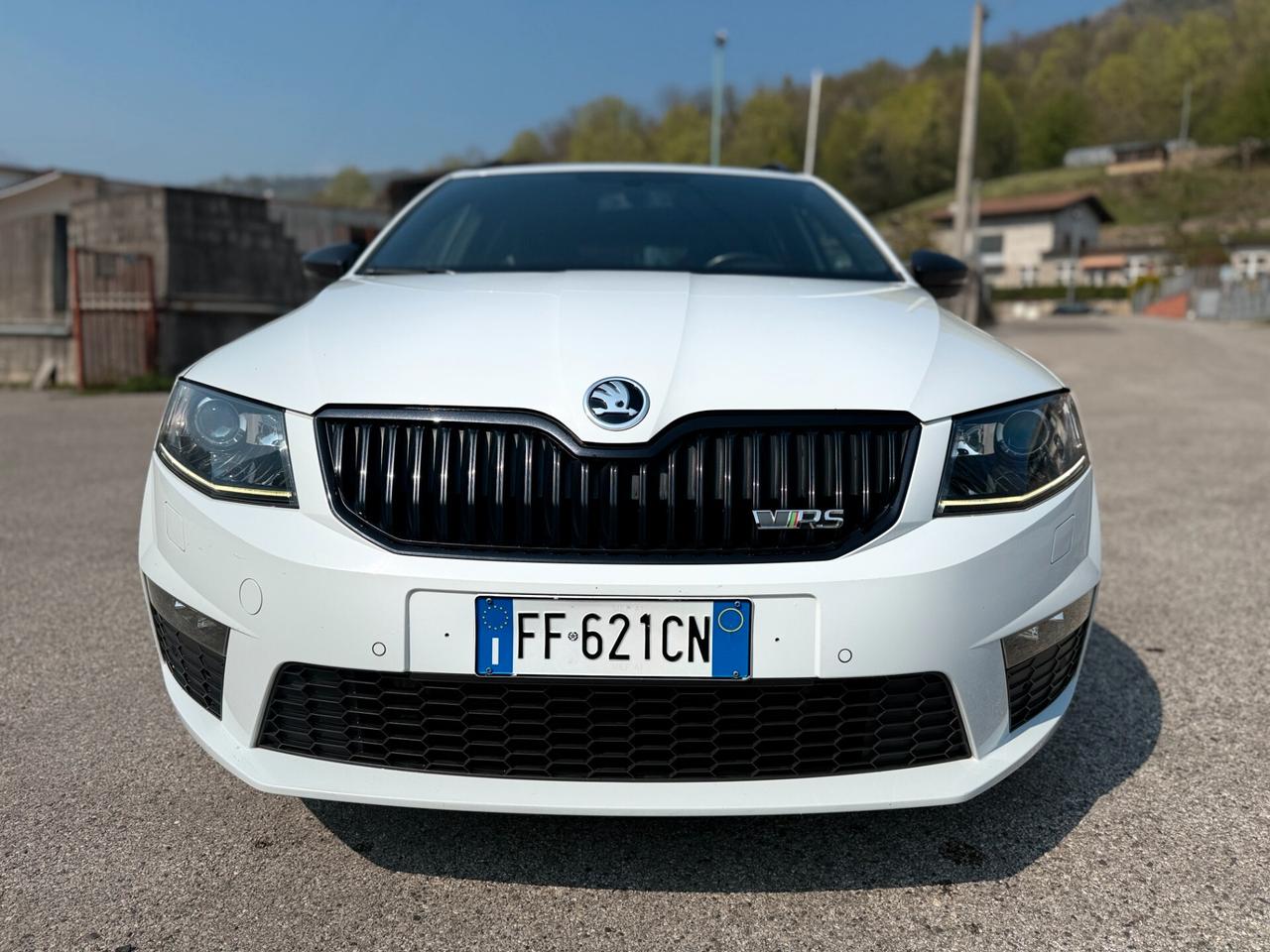 Skoda Octavia 2.0 TDI DSG Wagon RS E6 184CV