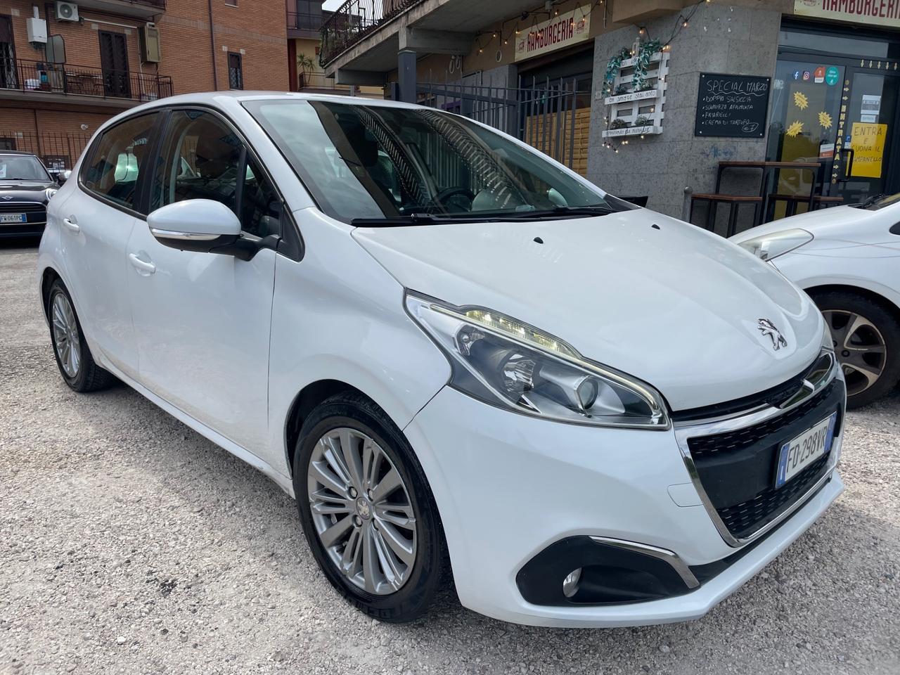 Peugeot 208 BlueHDi 75 5 porte allure POCHI KM !!eu6B!!