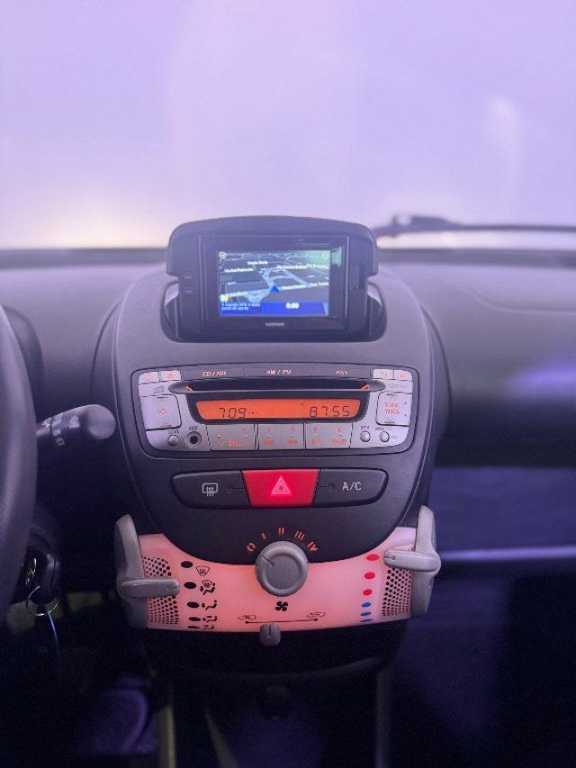 TOYOTA Aygo 1.0 12V VVT-i 5 porte Cool Soda Connect