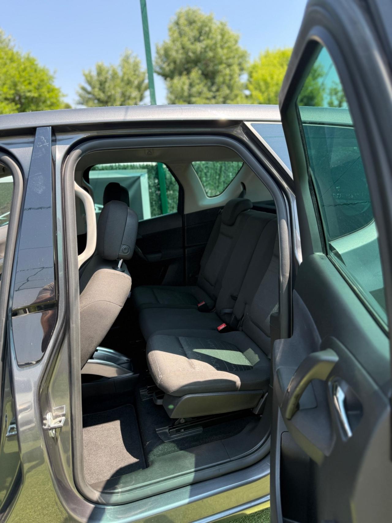 Opel Meriva 2013 1.3 DIESEL NEOPATENTATI