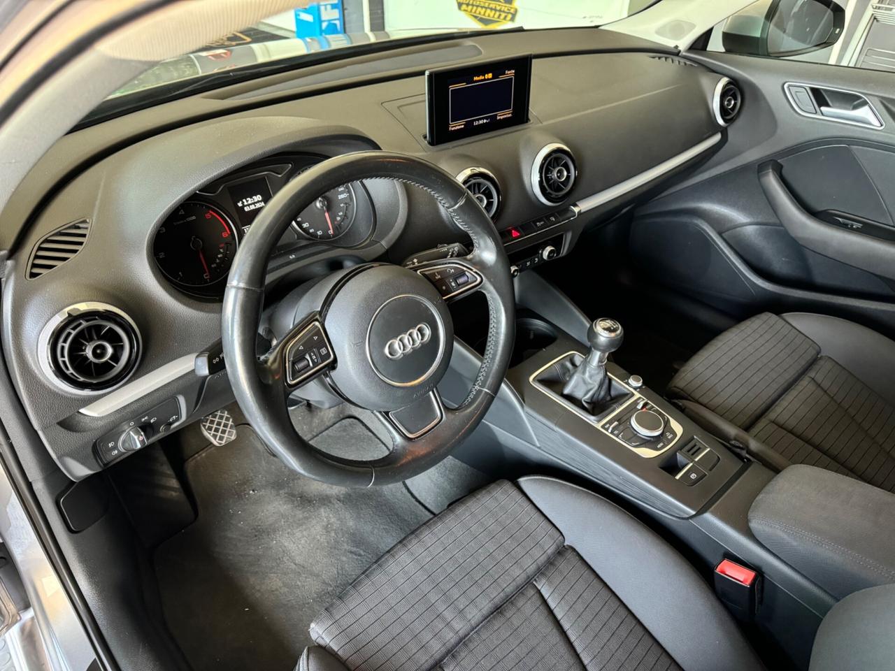 Audi A3 SPB 2.0 TDI 150 CV clean diesel s-line