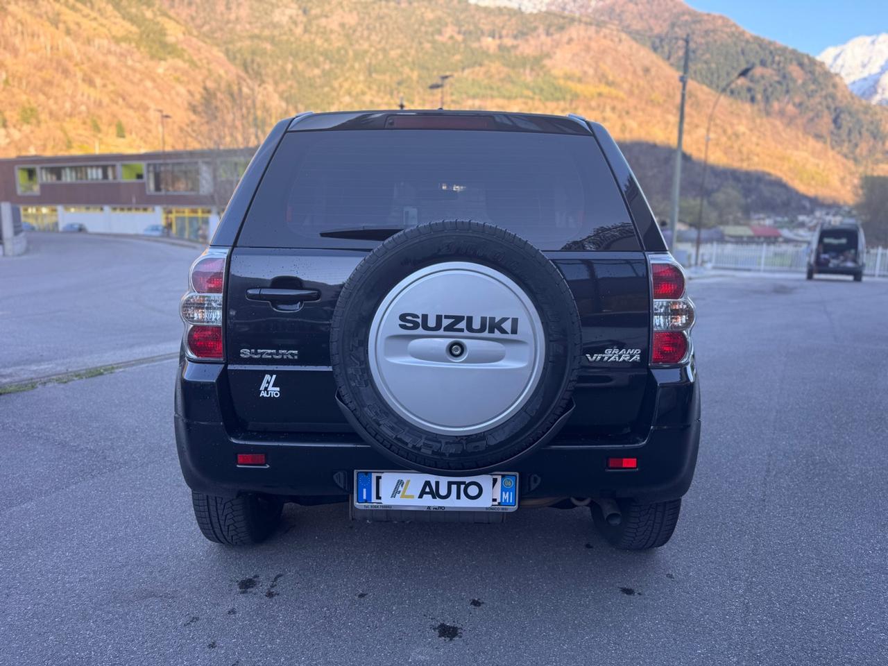 Suzuki Grand Vitara 1.9 DDiS 3 porte
