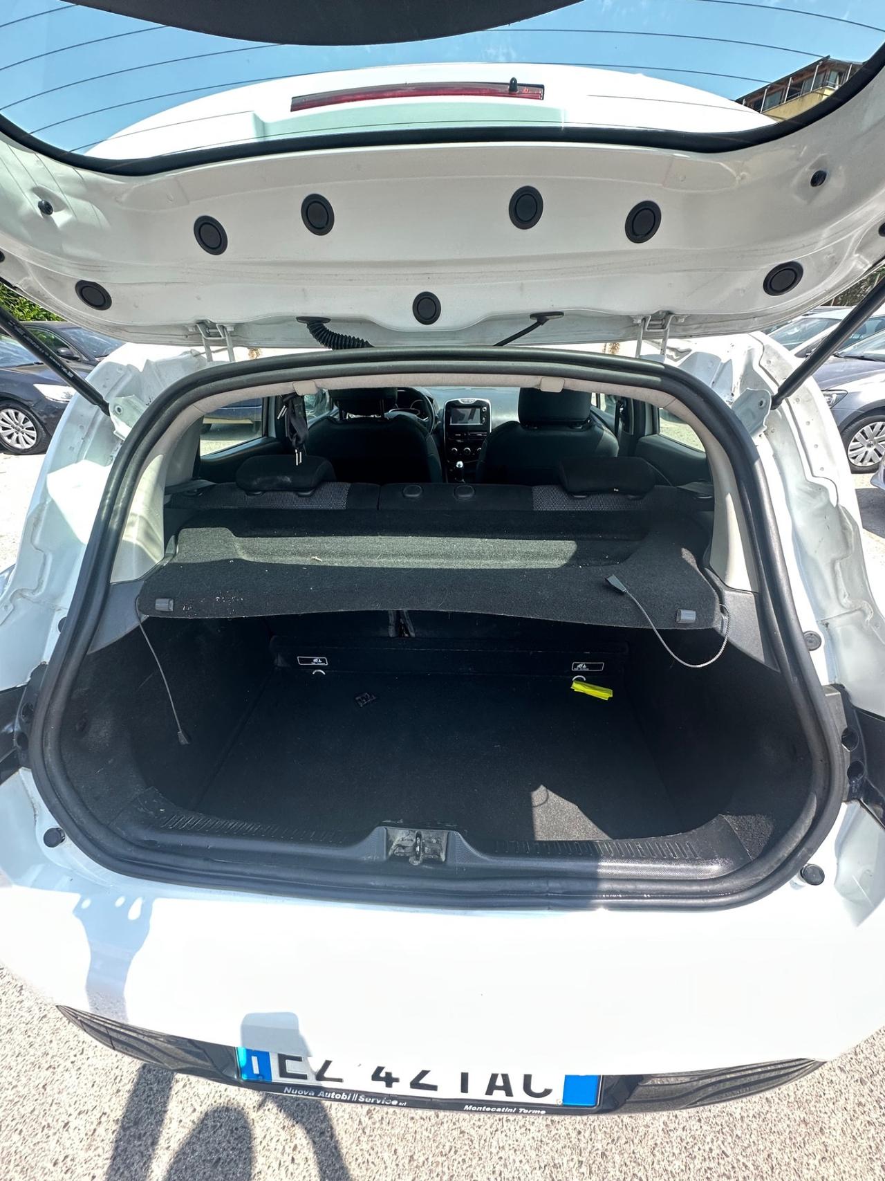 Renault Clio 1.2 75CV GPL 5 porte Costume National