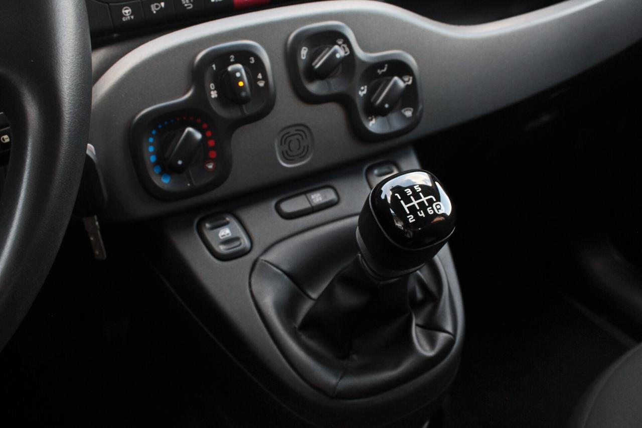 Fiat Panda 1.0 Hybrid Van 4 posti