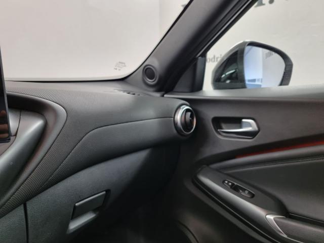 NISSAN Juke 1.0 DIG-T 114 CV DCT N-Connecta