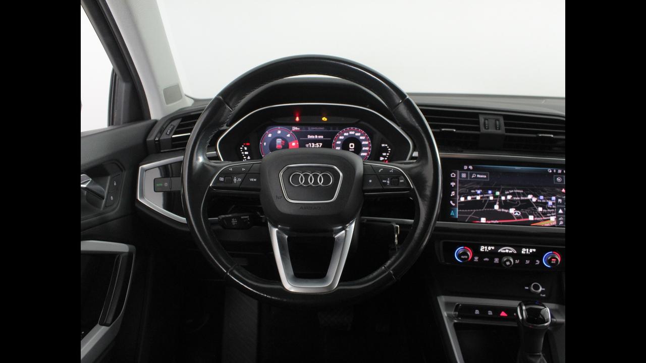 AUDI Q3 II 2018 - Q3 35 2.0 tdi Business s-tronic