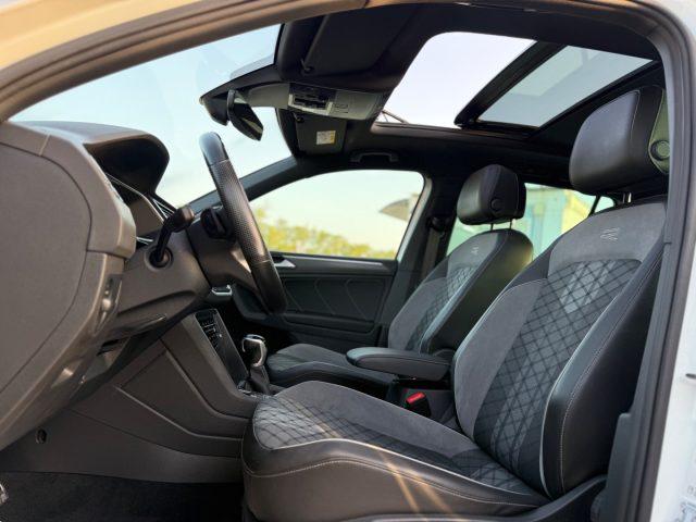 VOLKSWAGEN Tiguan 2.0 TDI R-Line TETTO APRIBILE