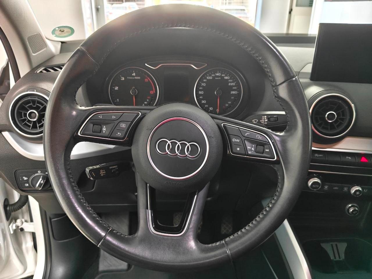 AUDI Q2 Q2 30 TDI S tronic Admired