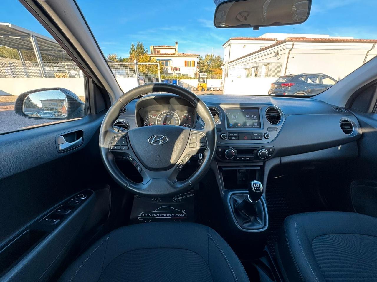 Hyundai i10 - NEOPATENTATI