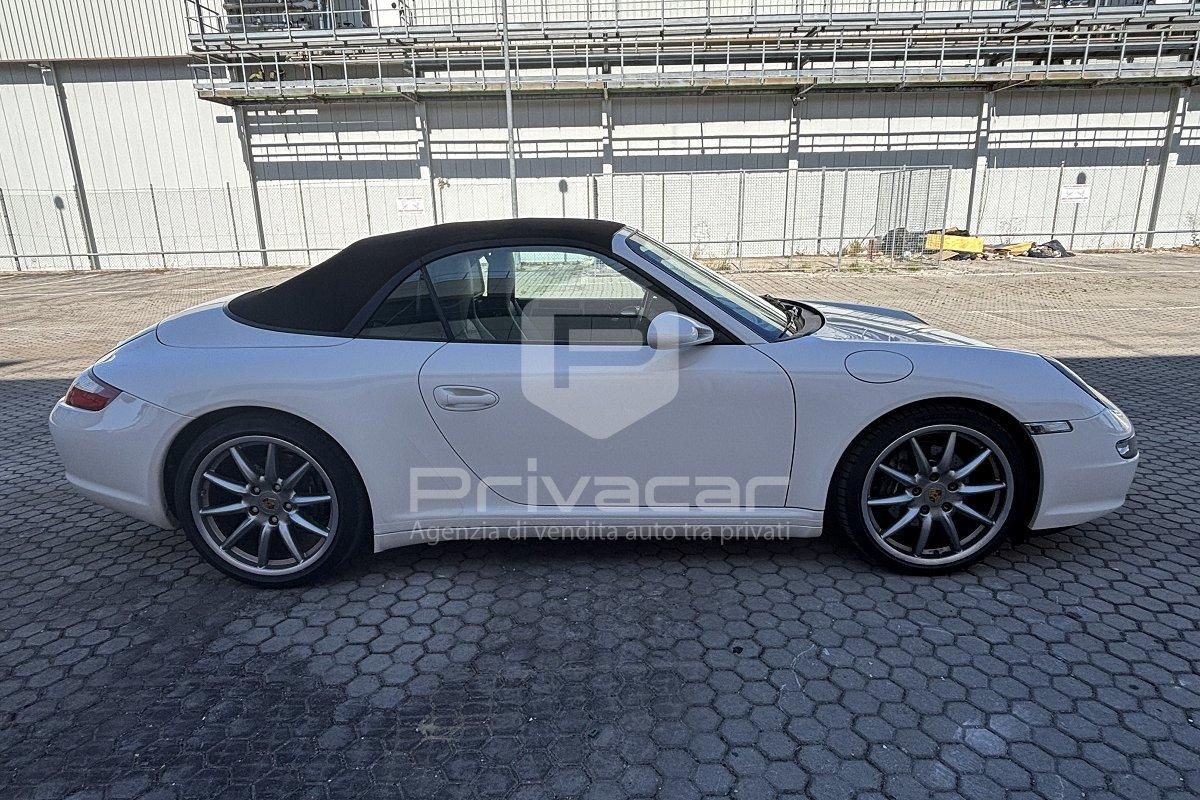 PORSCHE 911 Carrera 4 Cabriolet