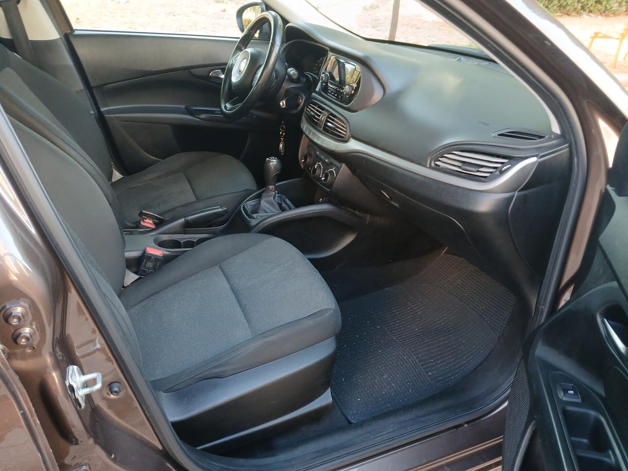 Fiat Tipo 1.3 Mjt S&S 5 porte Easy