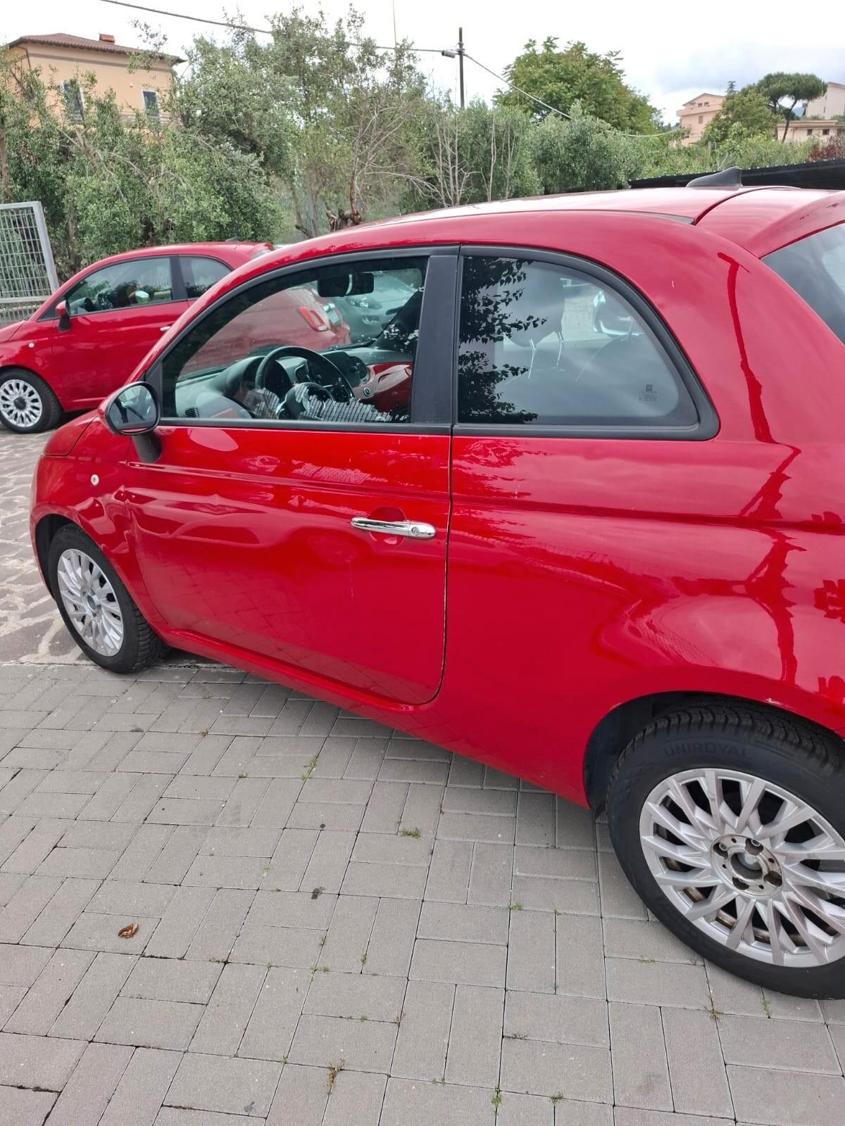 Fiat 500 1.0 Hybrid Dolcevita 61.000 KM Neopatentati