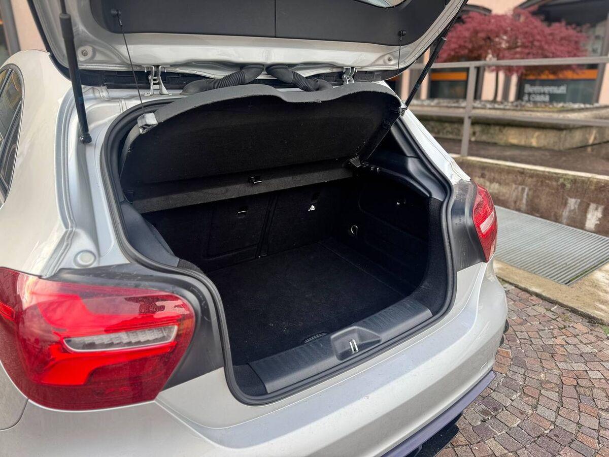 Mercedes Classe A AMG AMG 45 4matic 381cv auto my16