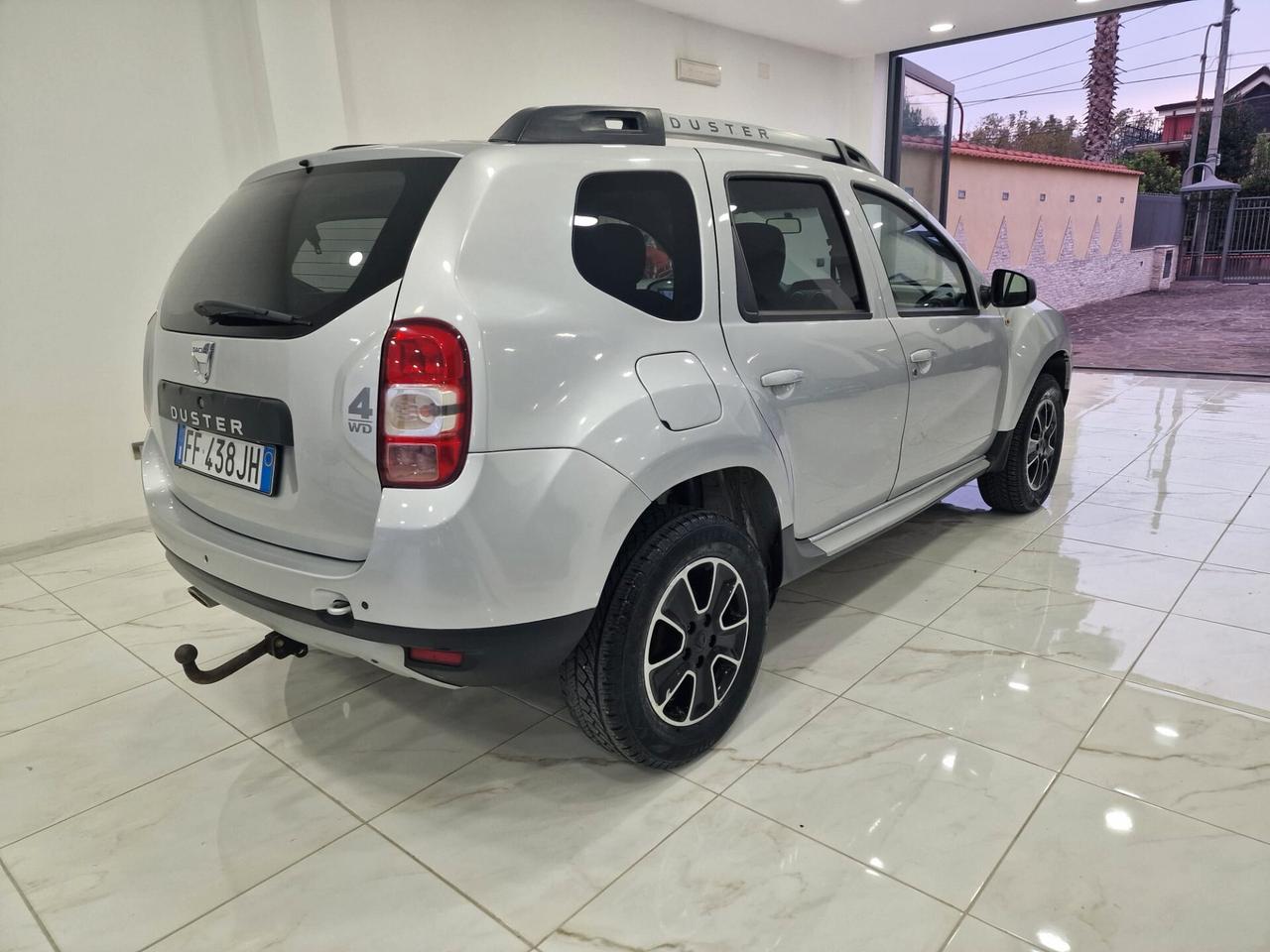 Dacia Duster 1.5 dCi 110CV. 4x4 con Gancio Traino Lauréate