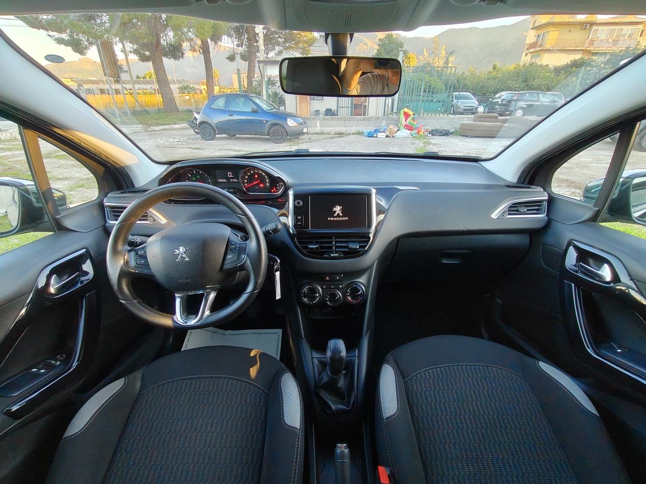 Peugeot 208 PureTech 82 5 porte Access