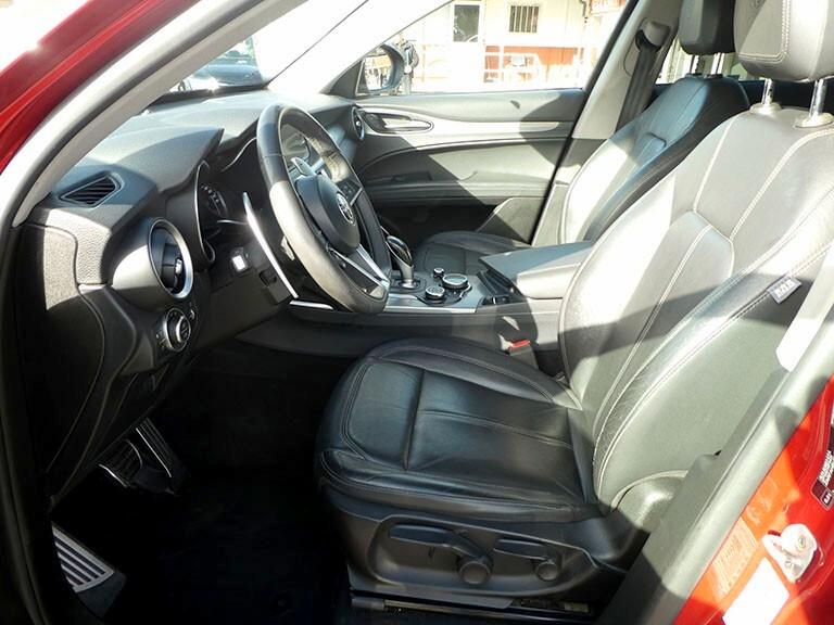 Alfa Romeo Stelvio 2.2 Turbodiesel 210 CV AT8 Q4 Executive