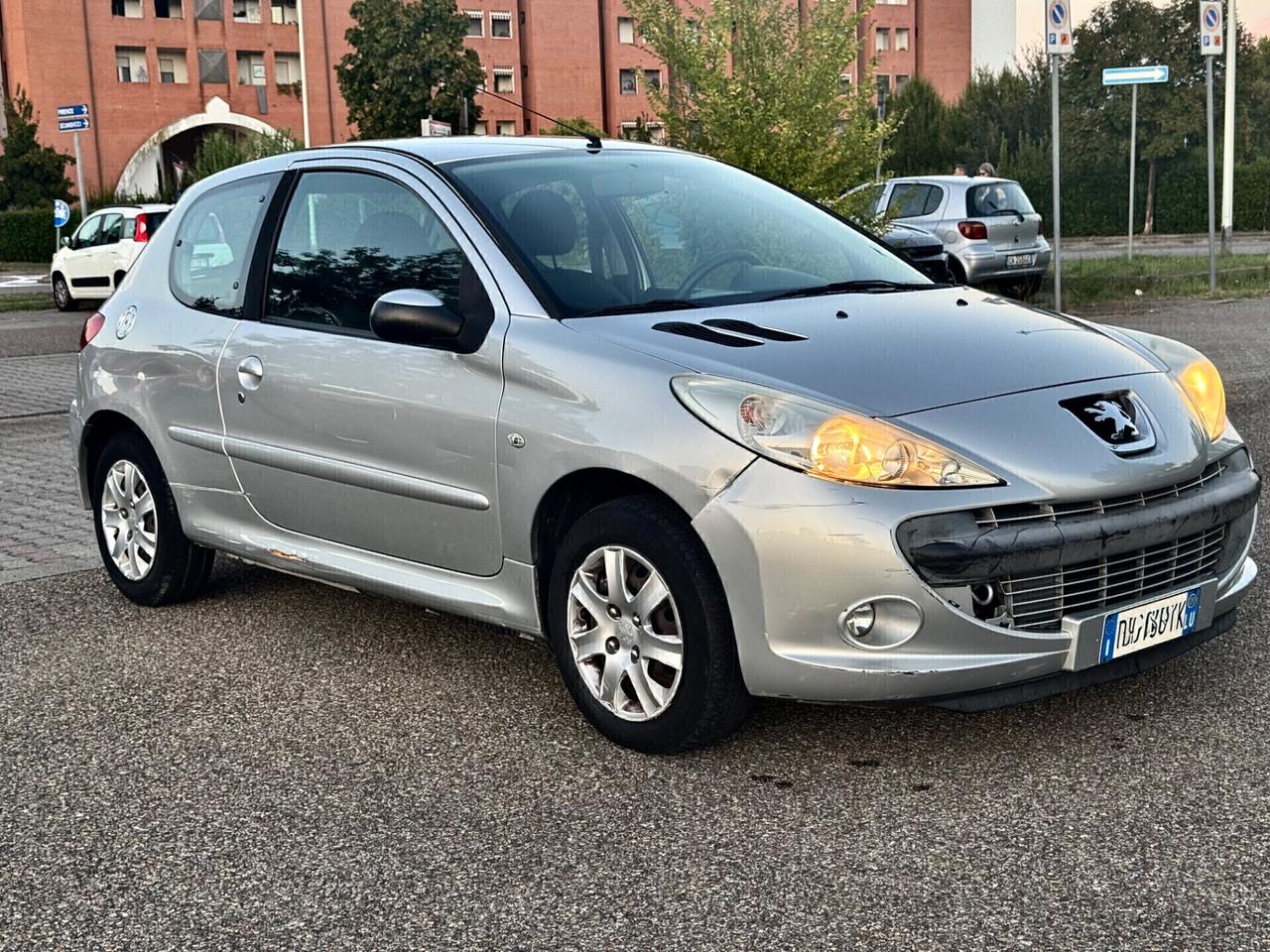 Peugeot 206 Plus 1.1 benzina 60CV 3 porte 90.000km 2009