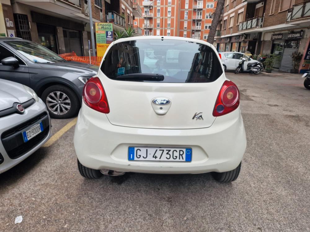 Ford Ka 1.2 Titanium c/esp,tcs 69cv E5
