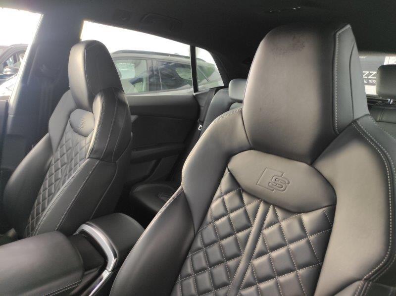 AUDI Q8 - Q8 55 TFSI quattro tiptronic Sport