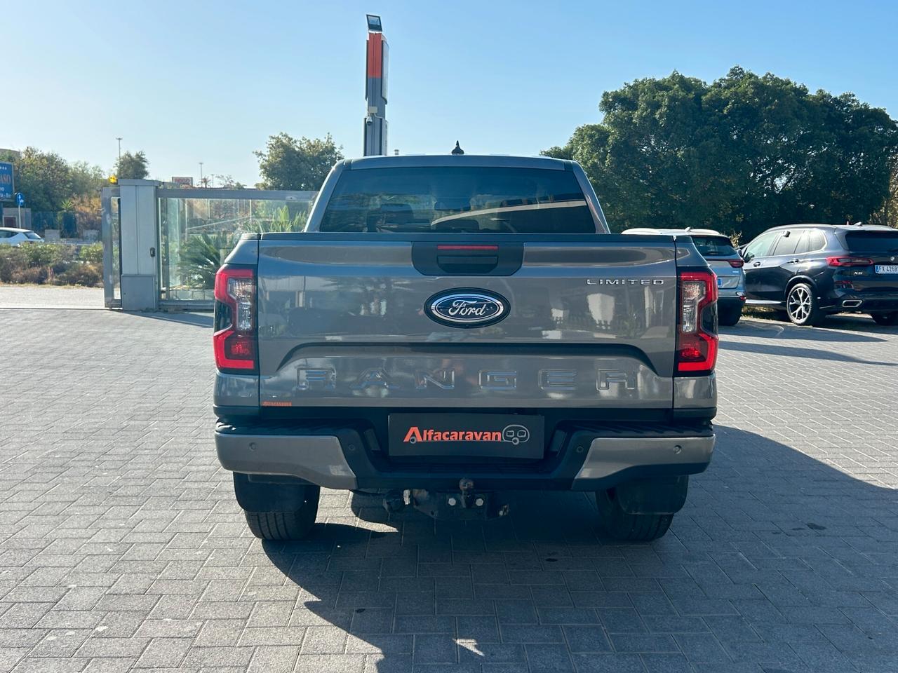 Ford Ranger 2.0 ecoblue doppia cabina Limited 4×4 170cv