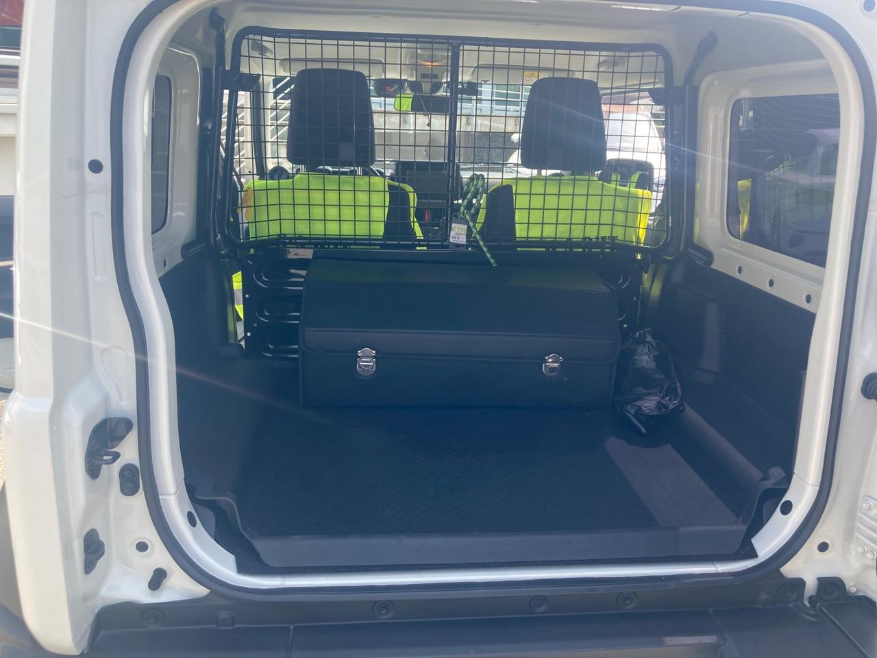 Suzuki Jimny 1.5 5MT PRO (N1)
